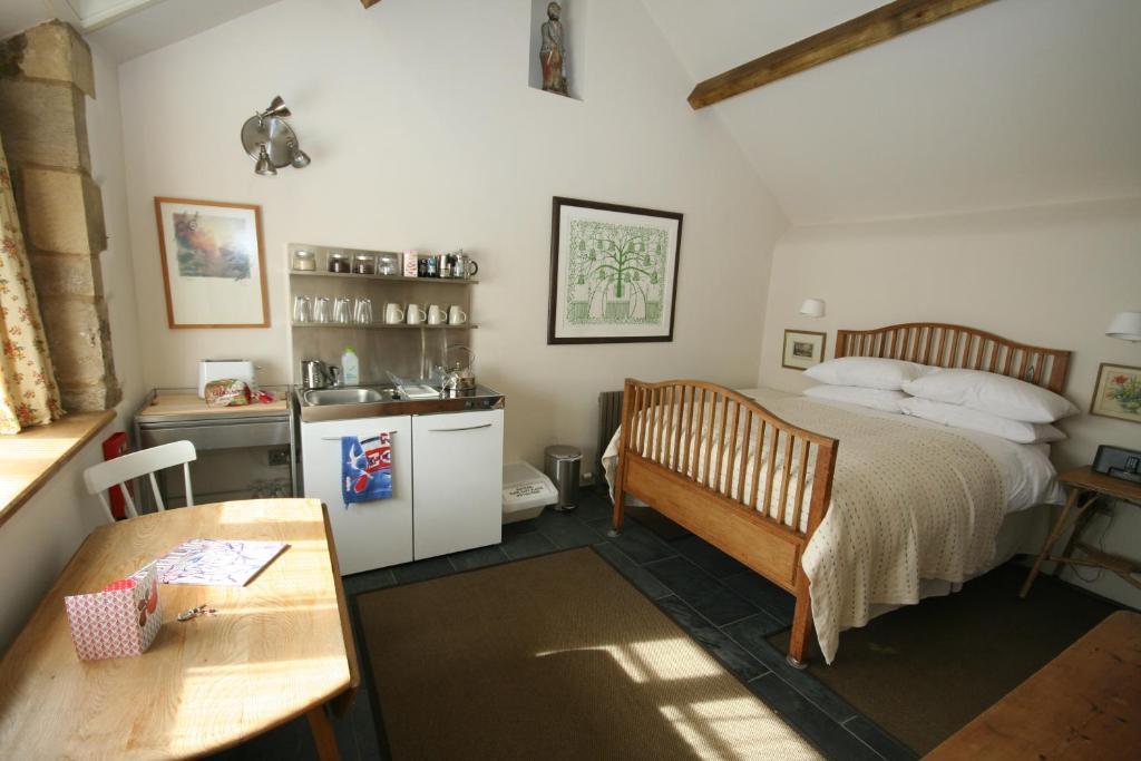T'S At Lower Rudloe Farm Pensionat Corsham Rum bild